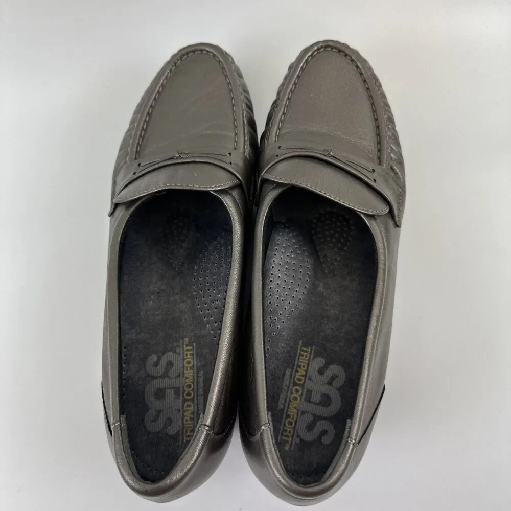 SAS Easier Slip On Loafer Pewter Leather Silver Metallic Wedge Womens Size 8.5 M